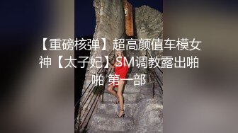 当他来上课时，Lilly 等不及了，当她去给他们俩倒酒时，他可以看出她脑子里想的不仅仅是学习。