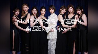 2024年新作，5200元SVIP群资源，【曹长卿】，调教白月光女神，一字马沙发插逼，有露脸，高颜值